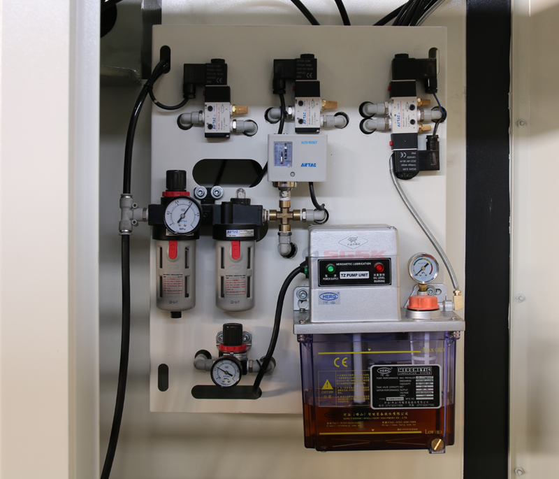 加工中心VMC650加工中心650数控立式加工中心数控铣床cnc加工中心